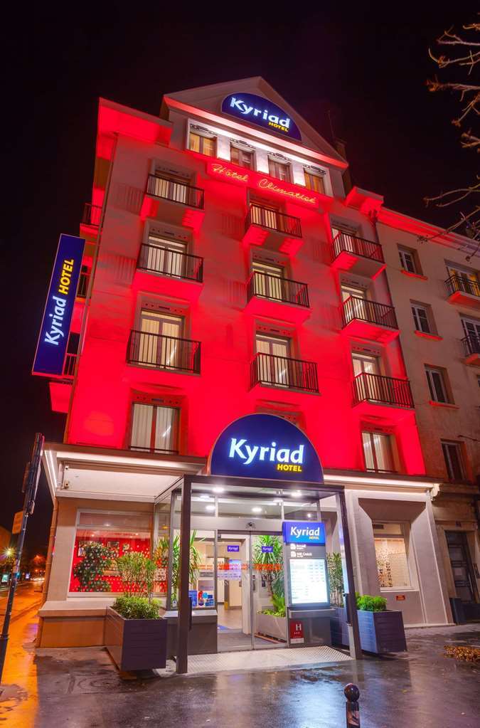 Hotel Kyriad Rennes Centre Gare Exterior photo